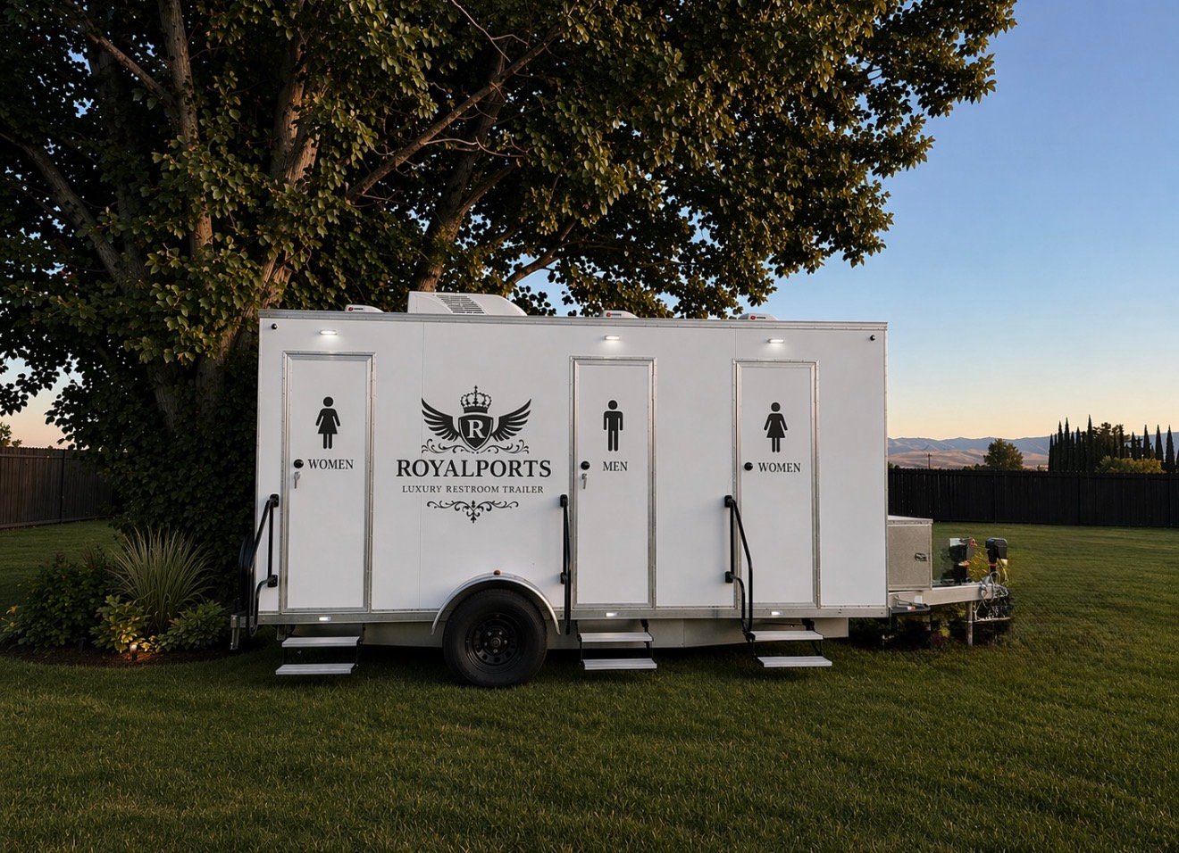 Royal Trailer - Exterior Sunset View